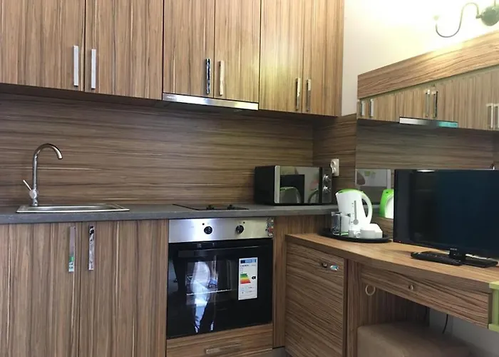 Tm Deluxe Located In Sunny 3* Sluneční pobřeží